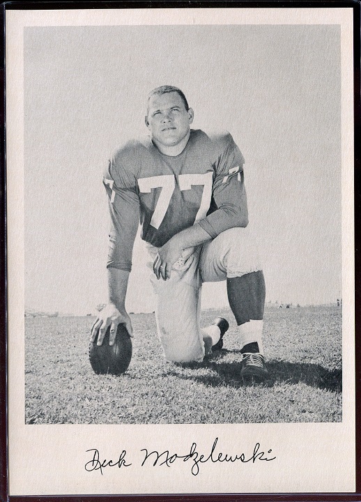 Dick Modzelewski 1957 Giants Team Issue football card