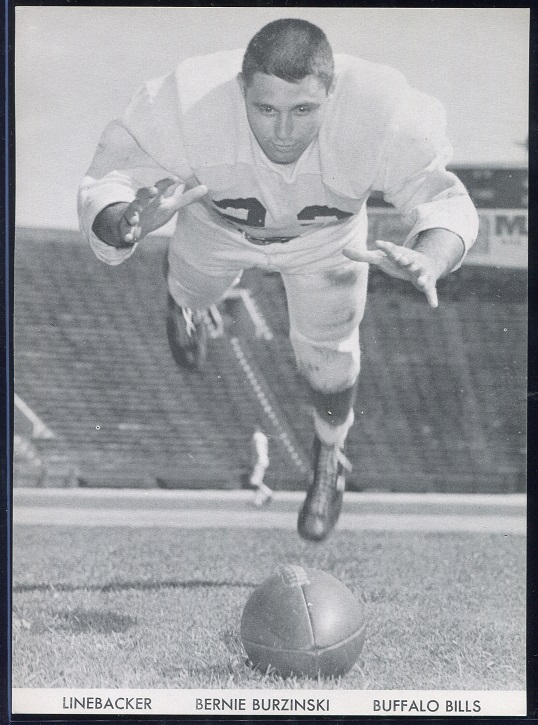 Bernie Buzyniski 1960 Bills Team Issue football card Bernie Buzyniski 1960 Bills Team Issue football card