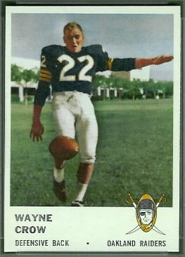 Wayne Crow 1961 Fleer football card