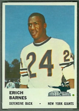 Erich Barnes 1961 Fleer football card