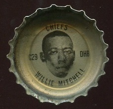 Willie Mitchell 1966 Coke Caps Chiefs football card