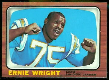 Ernie Wright 1966 Topps football card