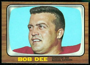 Bob Dee 1966 Topps football card