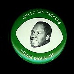 Willie Davis 1969 Drenks Packers Pins football card