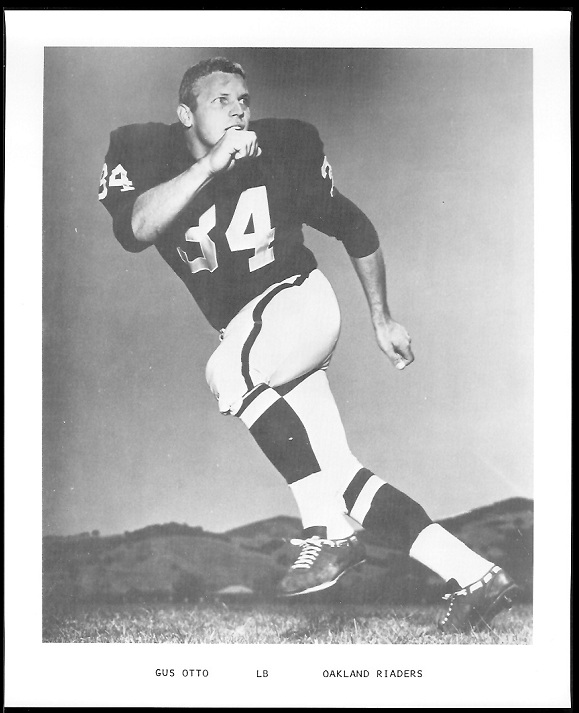 Gus Otto 1969 Raiders Team Issue football card