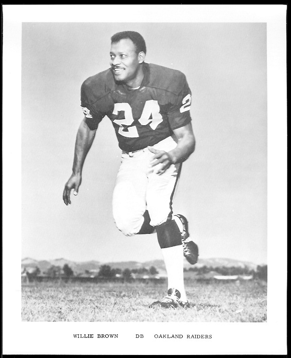 Willie Brown 1969 Raiders Team Issue football card