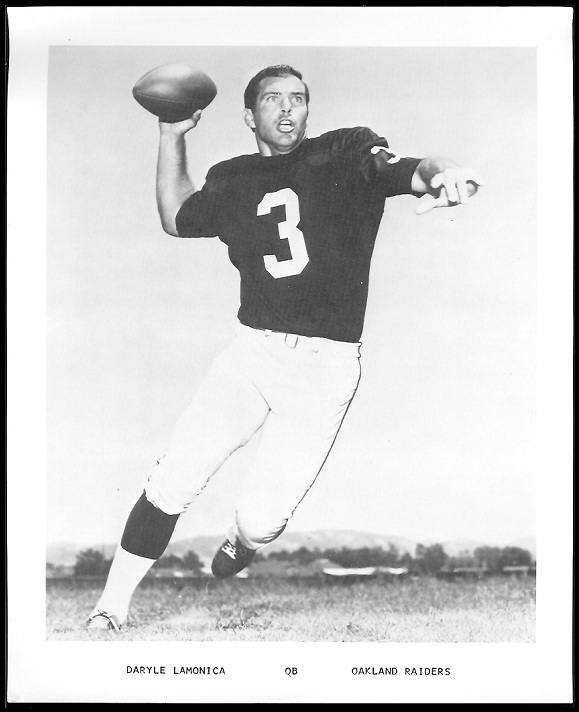 Daryle Lamonica 1969 Raiders Team Issue football card