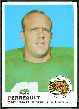 Pete Perreault 1969 Topps football card Pete Perreault 1969 Topps football card