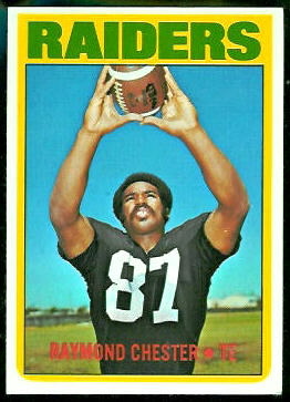 Raymond Chester 1972 Topps football card