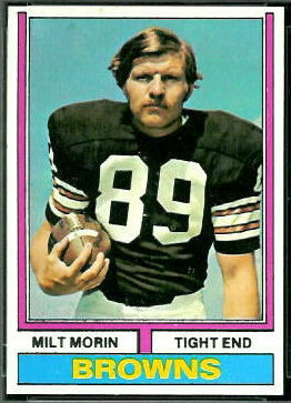 Milt Morin 1974 Topps football card