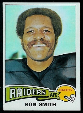 Ron Smith 1975 Topps football card Ron Smith 1975 Topps football card