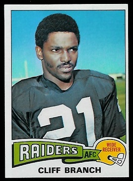 Cliff Branch 1975 Topps football card