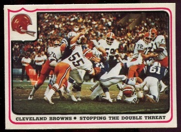 Cleveland Browns - Stopping the Double Threat 1976 Fleer Team Action football card