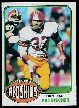 Pat Fischer 1976 Topps football card