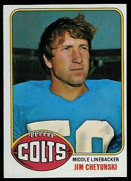 Jim Cheyunski 1976 Topps football card