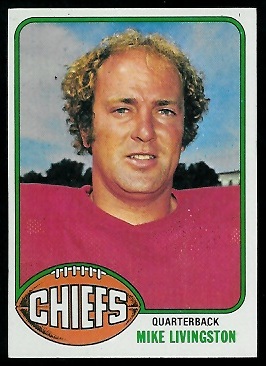 Mike Livingston 1976 Topps football card