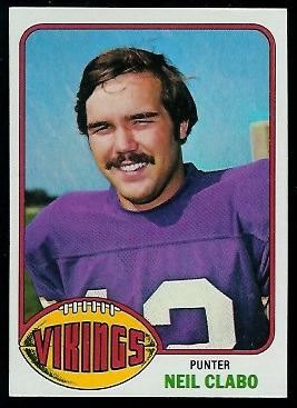 Neil Clabo 1976 Topps football card