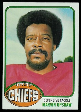 Marvin Upshaw 1976 Topps football card