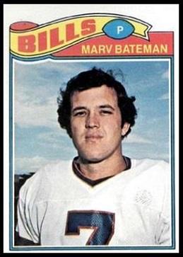 Marv Bateman 1977 Topps football card