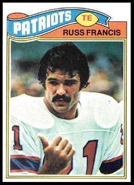 Russ Francis 1977 Topps football card