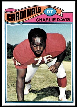 Charlie Davis 1977 Topps football card