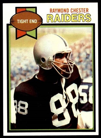 Raymond Chester 1979 Topps football card